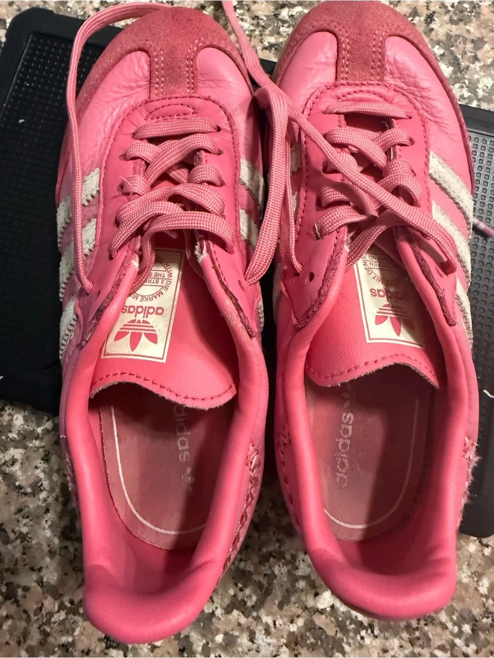 adidas vibrant pink